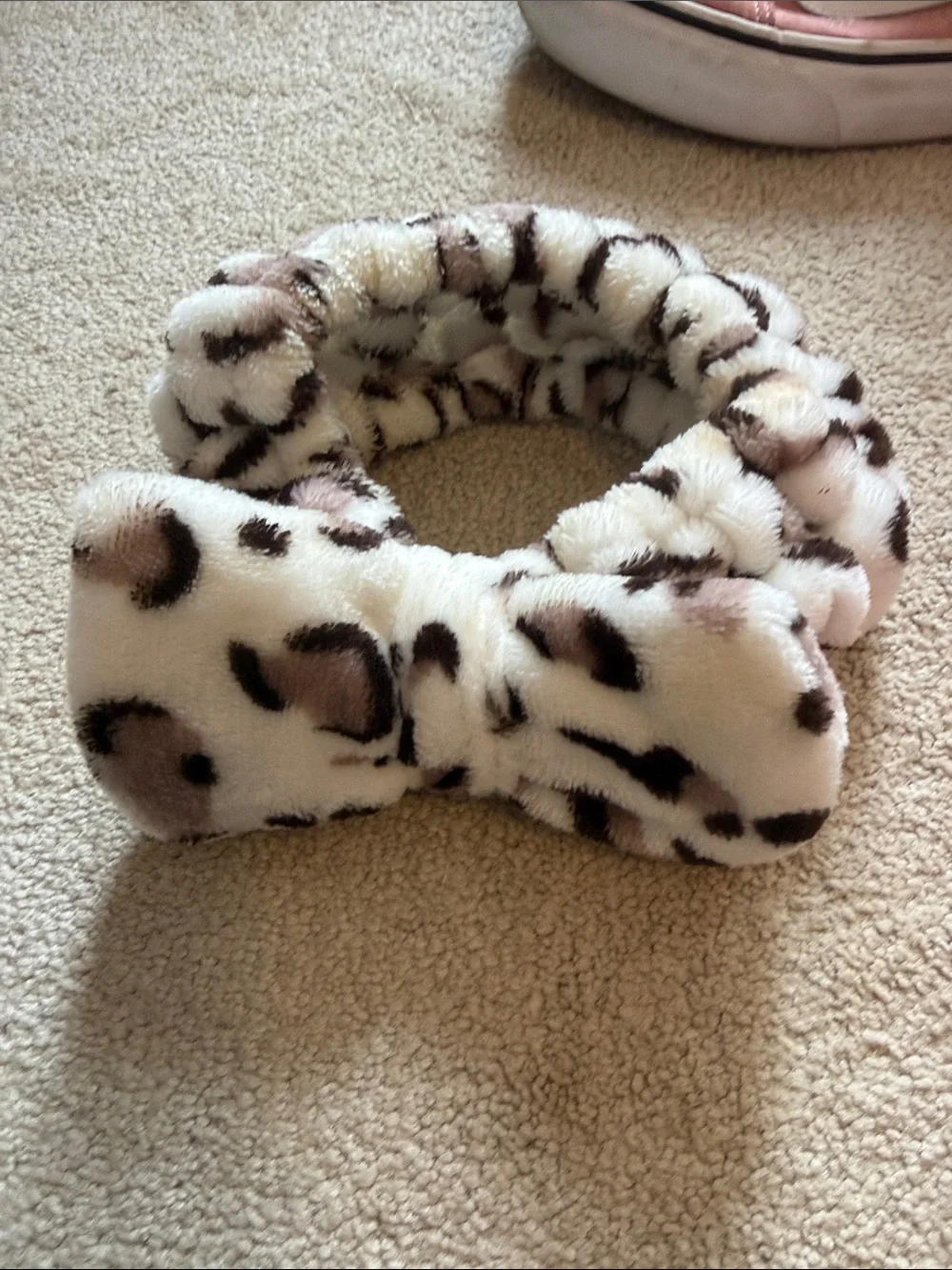 Plush makeup headbands - Pink Stripe and White Leopard Set